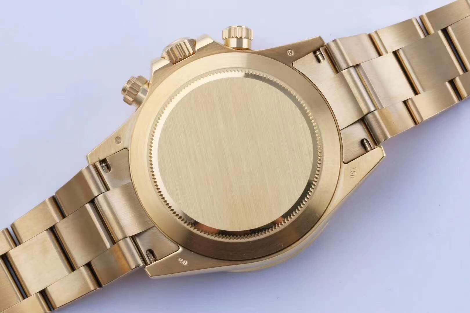 Daytona 116505 Red Dial in Rose Gold