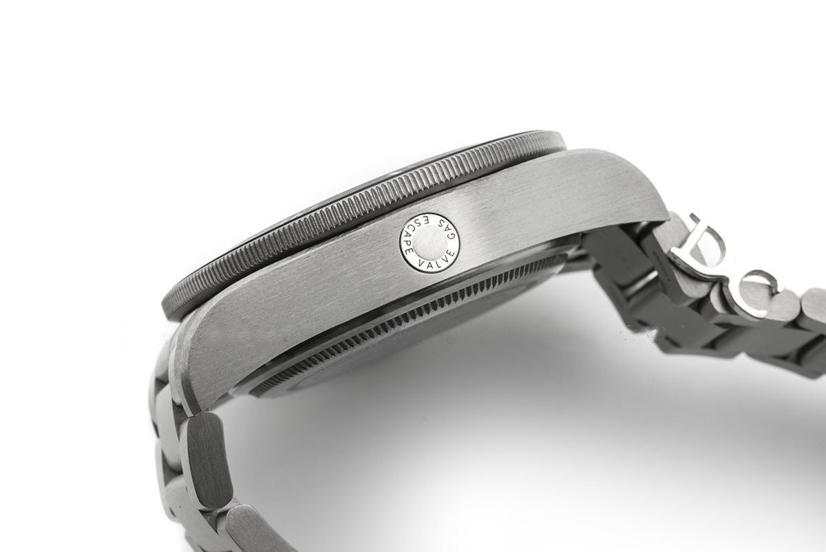 Tudor Pelagos 25610TNL LHD ‘Left Hand Drive’