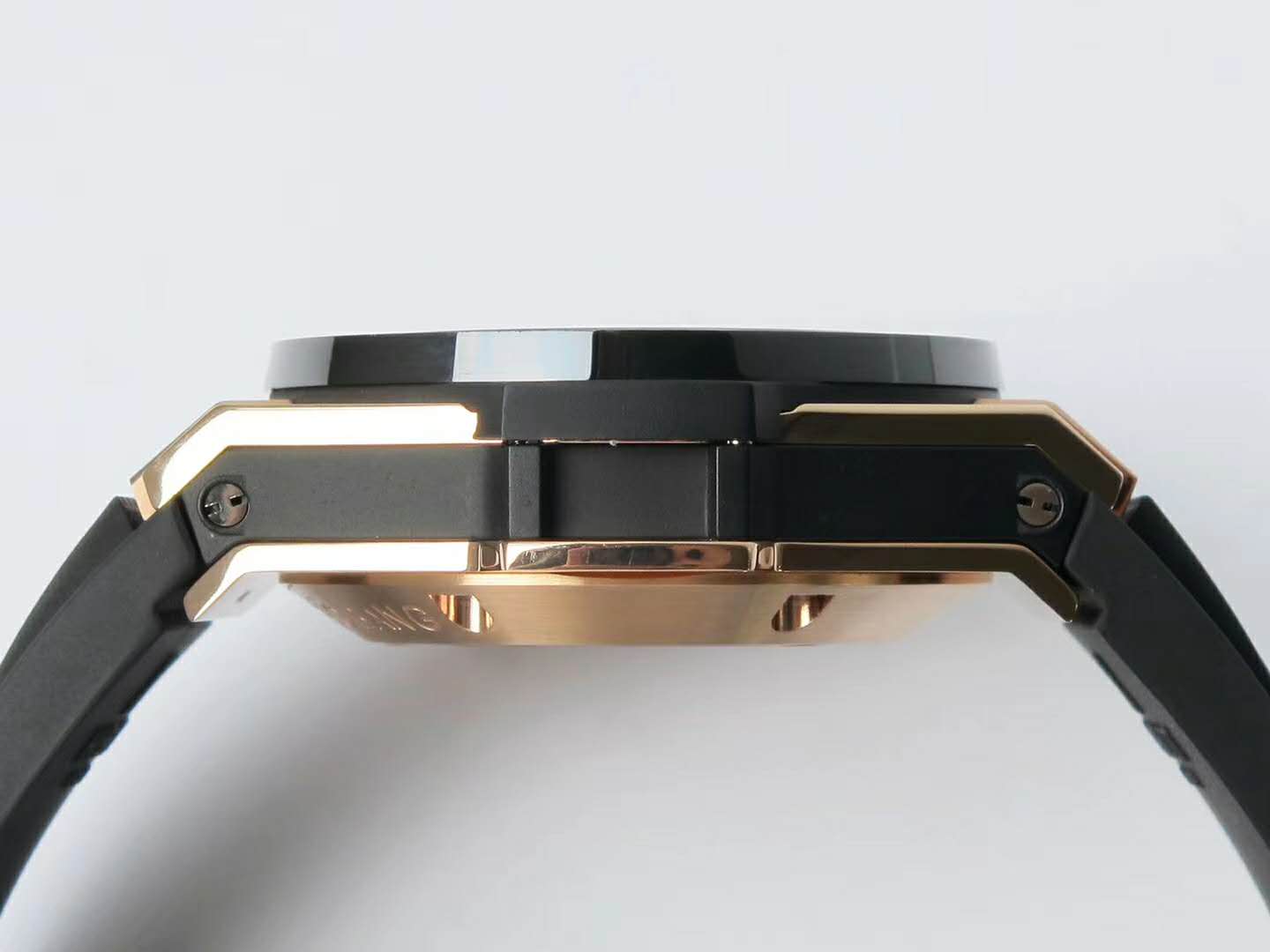 Big Bang Unico King Gold Ceramic