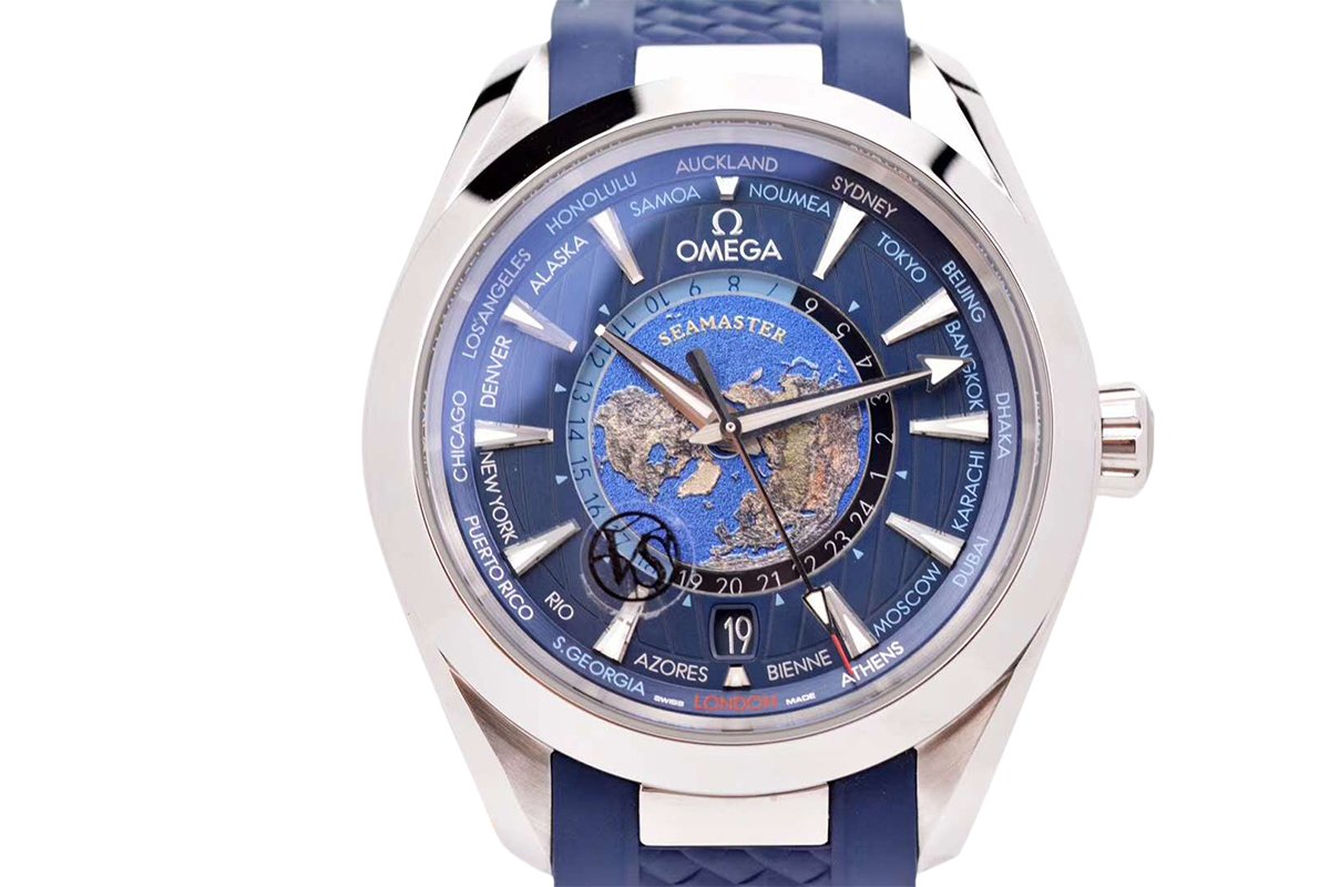 Seamaster Aqua Terra Worldtimer Master Chrononometer Blue Dial on Blue Rubber Strap
