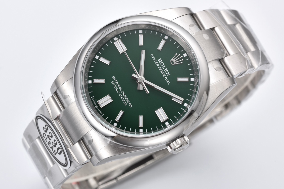 Oyster Perpetual 36mm Green Dial 126000